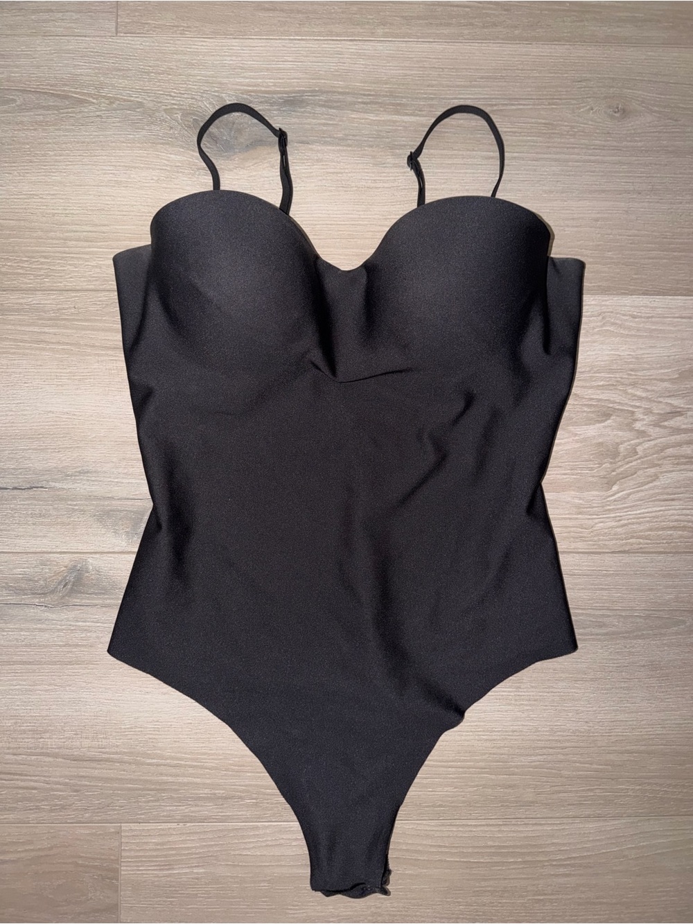 SKIMS Black body underwire Bodysuit